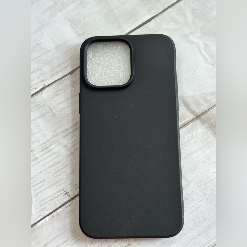 IP 14pro Max Black Phone Case